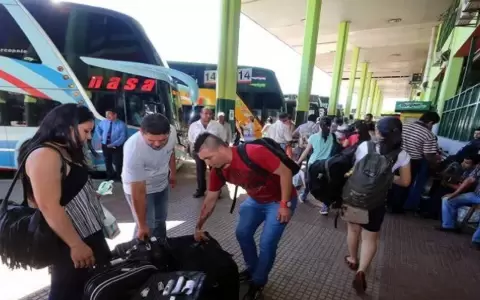Semana Santa: masiva concurrencia de pasajeros en la Estaci�n de Buses de Asunci�n