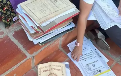 Siguen allanamientos en busca de estafador de playa de autos y apuntan a juez