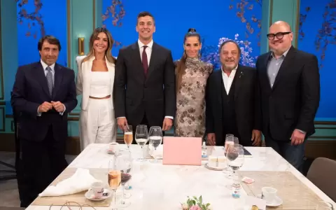 Tertulia en "La Mesaza": Santiago Pe�a aborda la hidrov�a, recortes y la imagen de Paraguay