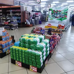 Empresarios tambi�n ven necesidad de revisar precios ante baja del d�lar