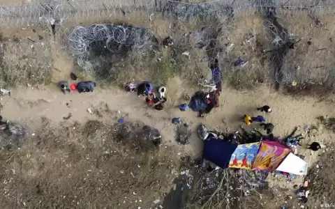 El Supremo desbloquea la expulsi�n de migrantes en Texas