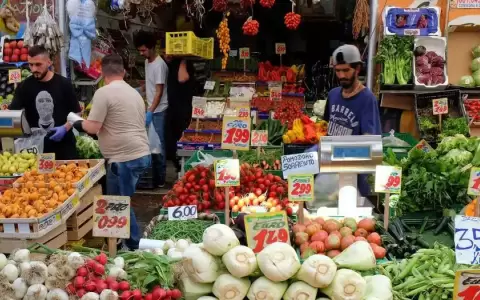 Mil millones de toneladas de comida desperdiciadas en 2022