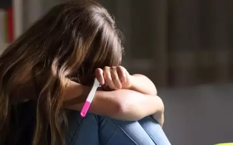 Embarazo adolescente: riesgos y consecuencias