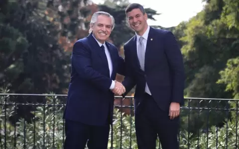 Pe�a dice que tuvo una �conversaci�n acalorada� con Alberto Fern�ndez por la Hidrov�a