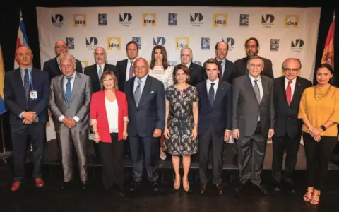 Otros 20 expresidentes a favor de Abdo: "Informaci�n que afecte la seguridad nacional no puede ser confidencial"