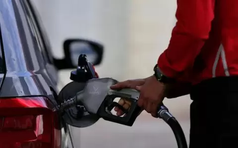 Ajustes en precios de combustibles despiertan preocupaci�n en el mercado