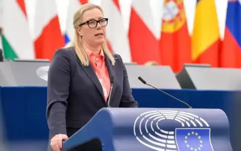 Euroc�mara endurece el tono con Cuba