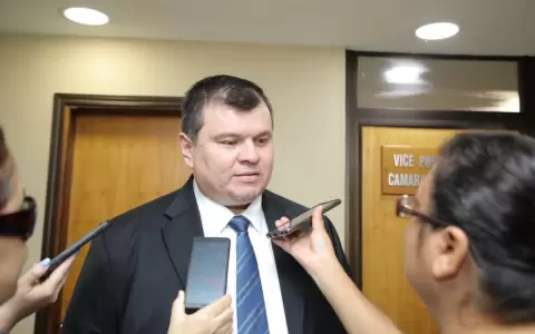 Dionisio y "Bachi" preparan contraataque para Hugo Fleitas