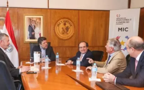 Buscan impulsar la energ�a solar fotovoltaica en Paraguay