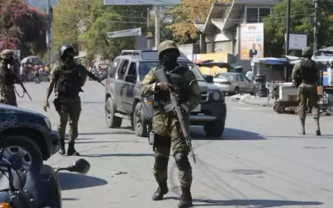 UE evac�a a todo su personal de Hait�