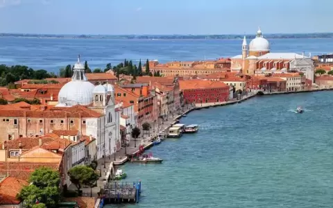 La audaz propuesta curatorial del Vaticano para la 60� Bienal de Venecia