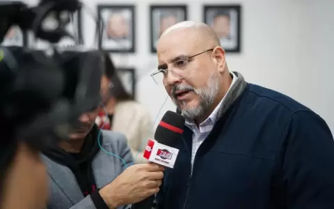 Destituyen a Mor�nigo de Gerencia del IPS