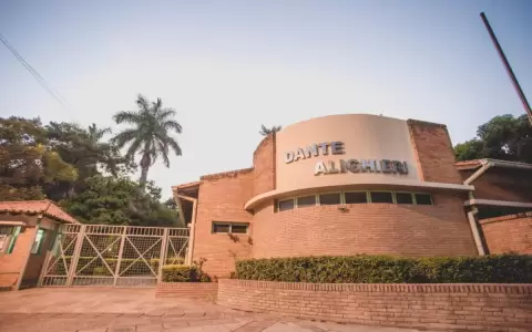 La Scuola Dante Alighieri celebr� su 129� aniversario con m�sica y arte