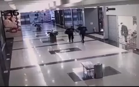 Millonario robo a tienda de celulares en shopping de San Lorenzo