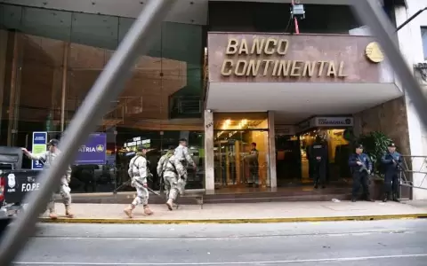 Asunci�n: investigaban un t�nel debajo de un banco c�ntrico, pero eran trabajos de la ANDE