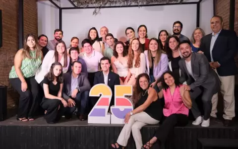 Mentu: 25 a�os de libertad, sue�os y felicidad en la transformaci�n social