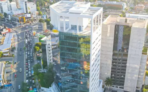 The Top, torre corporativa de vanguardia, qued� inaugurada en Asunci�n