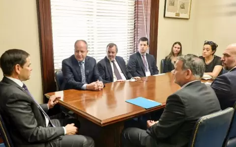 Senador de EE. UU. destaca oportunidades y el potencial de Paraguay