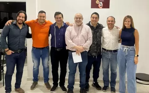 La oposici�n se reagrupa
