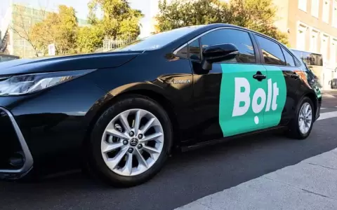 En Encarnaci�n proh�ben el ploteado en veh�culos de la plataforma Bolt