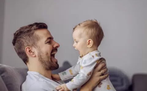 Nueve formas de estimular el lenguaje verbal de los beb�s