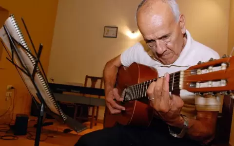 Fallece el m�sico Kuky Rey, el artista �de los acordes perfectos y las armon�as precisas�