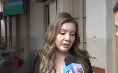 Relato de periodista sobre agresi�n de Esgaib: "Nos sujet� con fuerza de los brazos"