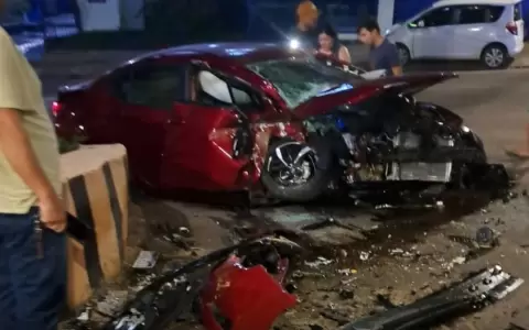 Grave accidente automovil�stico se registr� anoche sobre la avenida Mariscal L�pez en Asunci�n