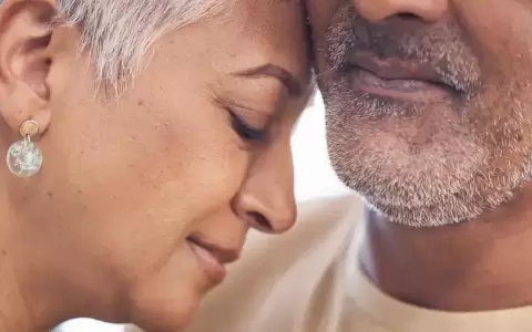 �Por qu� la vejez llega m�s tarde a mujeres que a hombres?