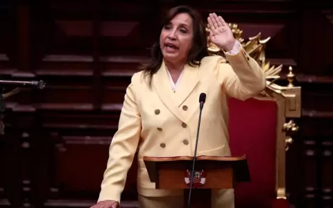 Congreso de Per� rechaza mociones para destituir a Boluarte
