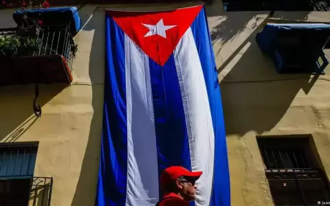 Cuba condena a 15 a�os a una joven que transmiti� protestas