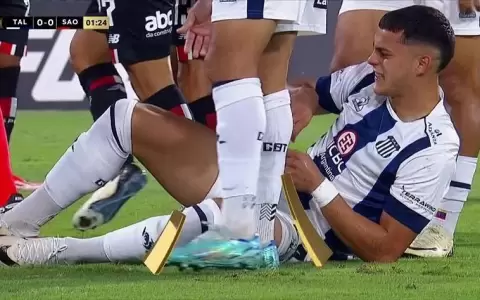 Se encienden las alarmas: Ram�n Sosa sali� lesionado