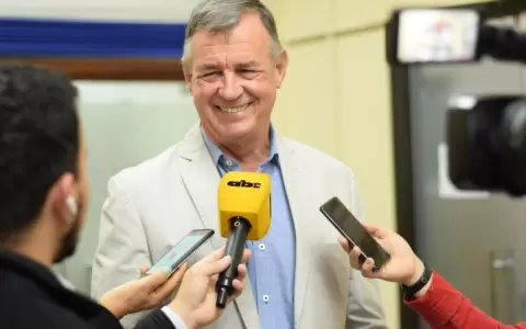 "El ciclista, en donde haya bicisenda, obligatoriamente la debe utilizar", dice Christ Jacobs