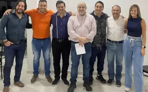Opositores realizaron su primer encuentro con miras al 2028