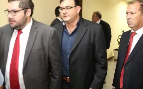 "Caseros de oro": ex diputado colorado es salvado por la "justicia"