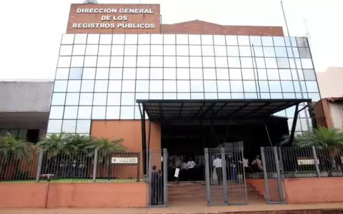 Padres morosos de pensi�n alimentaria perder�n derechos de conducir y propiedades