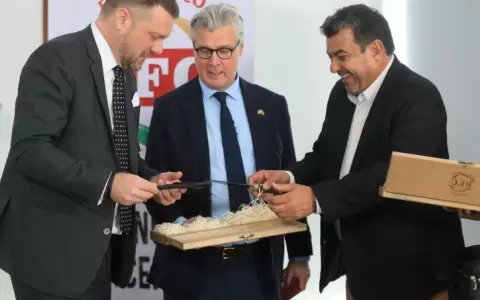 Subsidiaria de frigor�fico paraguayo presenta el proyecto fotovoltaico privado m�s grande de Bolivia