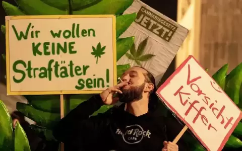Alemania legaliza el pol�mico consumo recreativo de cannabis