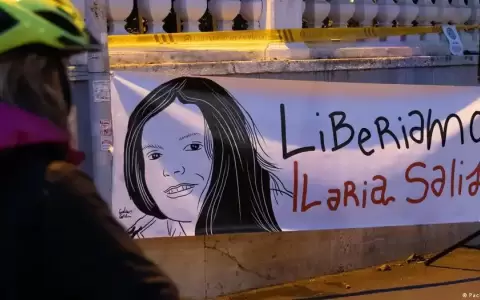 Roma reclama por "maltrato" en Hungr�a a activista antinazi