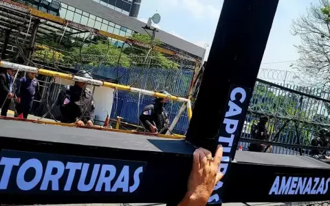 El Salvador: rechazan "normalizar" la "persecuci�n pol�tica"