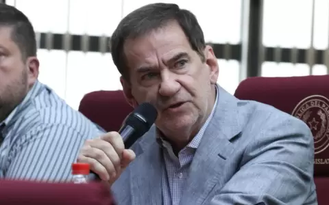 Penner dice que el Partido Patria Querida ya no tiene �roce con la gente�