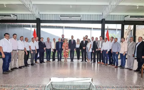 Pe�a pide a intendentes una visi�n conjunta para darle un empuje a San Pedro