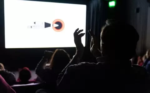 "Cine de Barrio" reabre sus puertas