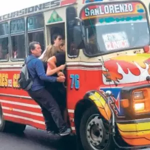 Transportistas amenazan con posible paro