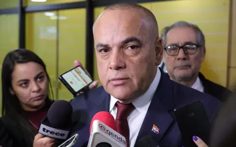 Bancada HC en Senado no se pronunciar� sobre situaci�n de Erico Galeano, dice �Bachi� N��ez