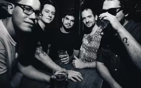 El P�rtico presenta su tercer sencillo, "Nebulosa"