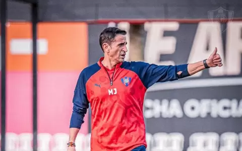 Cerro Porte�o: una duda de Manolo Jim�nez para el Supercl�sico