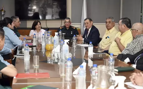 A trav�s de un proyecto buscan seguro m�dico para militares y polic�as retirados