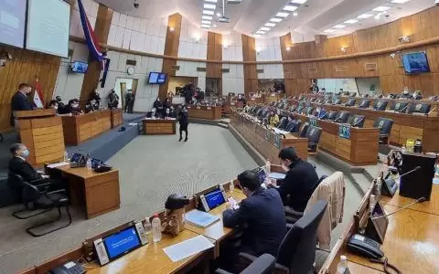 Diputados aprueba proyecto para "reordenar" el Estado