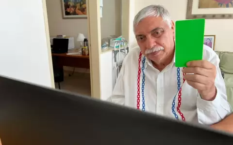 Lugo regres� de Cuba y no descartan que retorne a la pol�tica